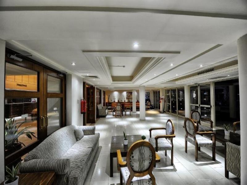 Piere Anne Beach Hotel 아이아 나파 외부 사진