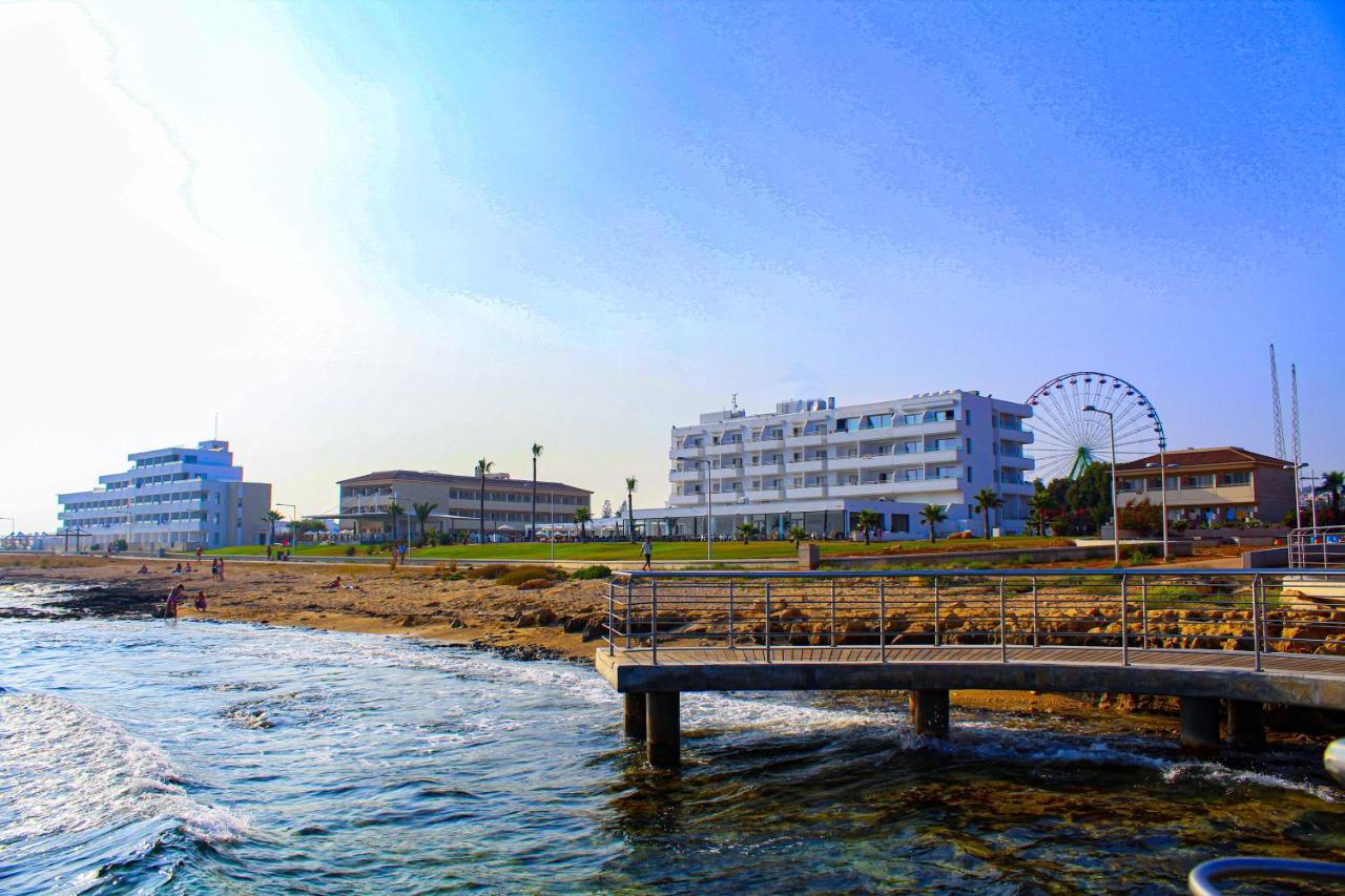 Piere Anne Beach Hotel 아이아 나파 외부 사진
