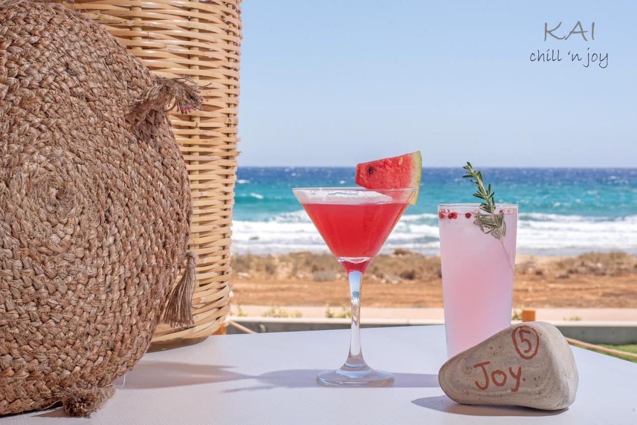 Piere Anne Beach Hotel 아이아 나파 외부 사진