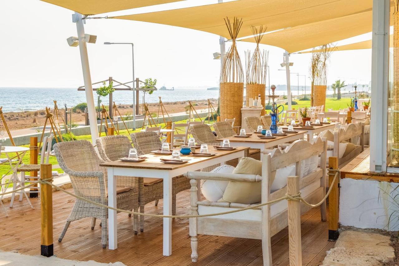 Piere Anne Beach Hotel 아이아 나파 외부 사진